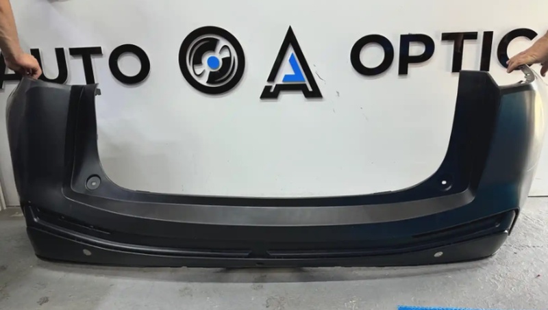 Задний бампер aion y
